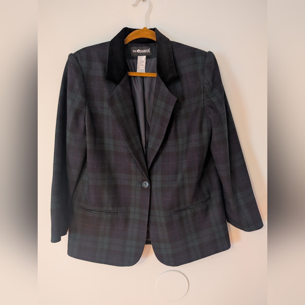 Vintage Plaid Blazer Wool Blend Sag Harbor Petit  Women Size 12P Velvet Collar